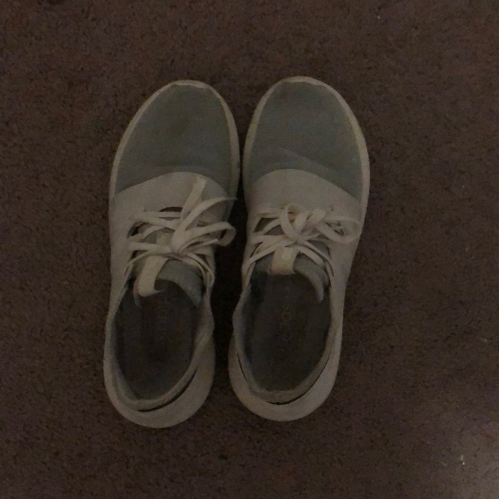 Adidas tubular radius